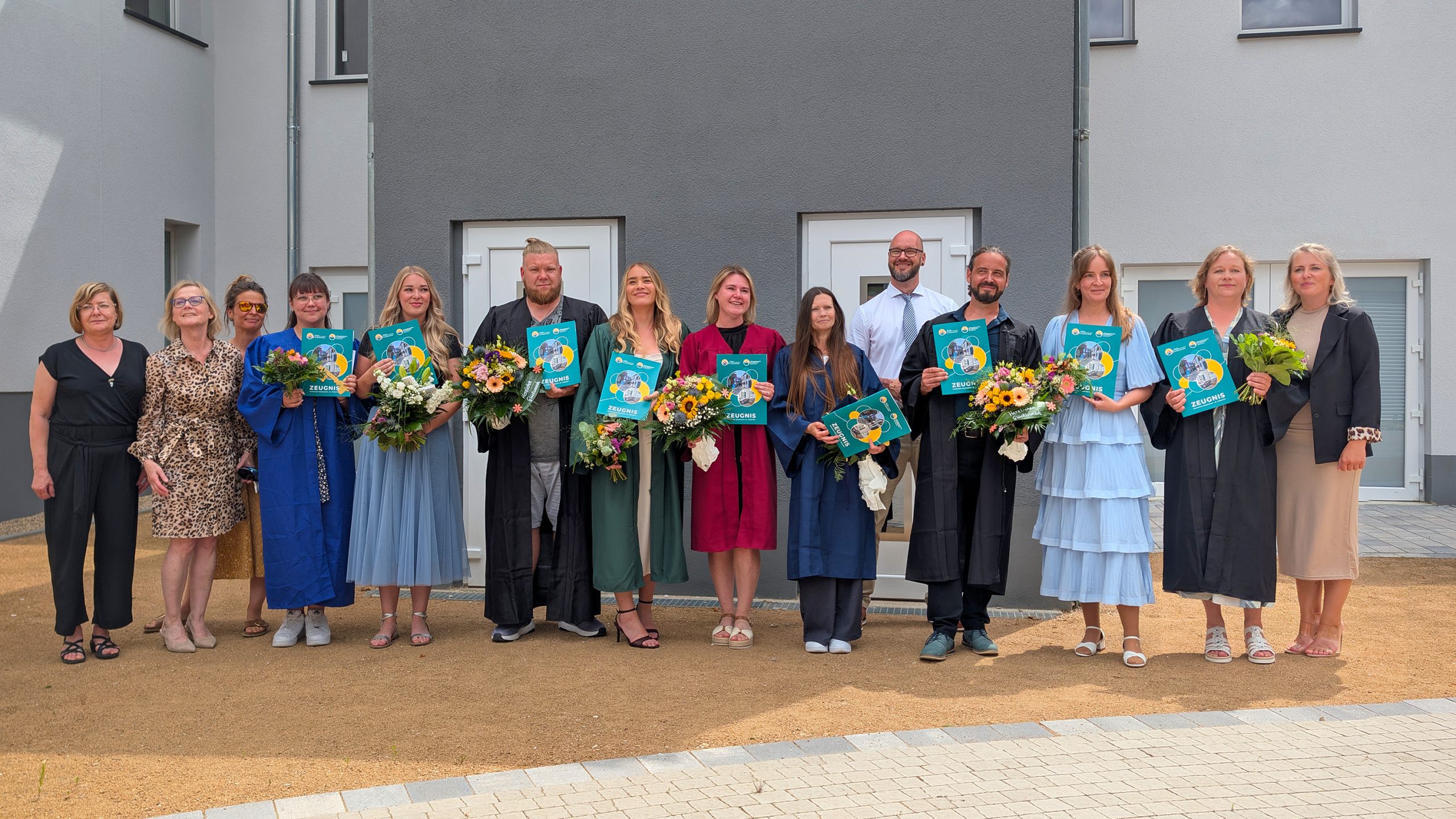 Stiftungsfachschule Fachschule Zeugnisse 2026 49 scaled